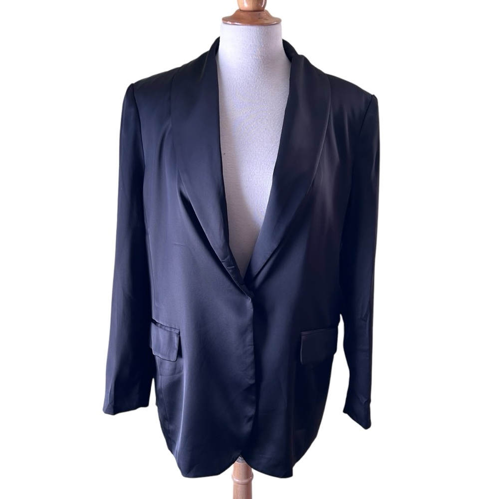 Banana Republic Black Satin Oversized Fully Lined Tuxedo Jacket - Size 14